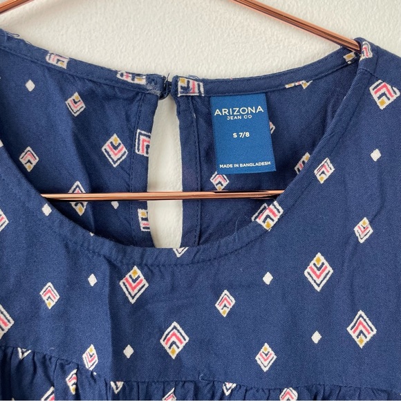 Arizona Jean Co Diamond Print Cold Shoulder Navy Top - Picture 4 of 7